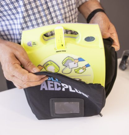 ZOLL AED plus sydäniskuri