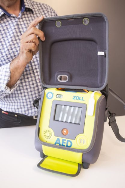 ZOLL AED 3 defibrillaattori, laukku tilattava erikseen